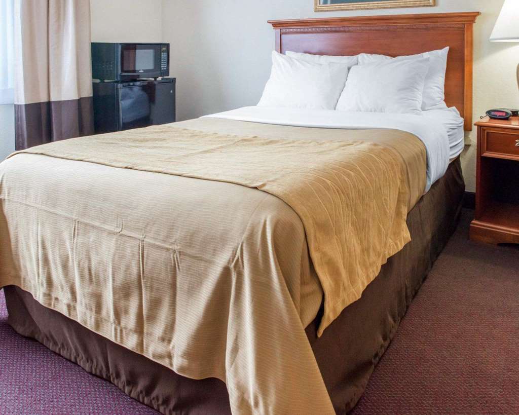 Quality Inn & Suites New Castle Zimmer foto