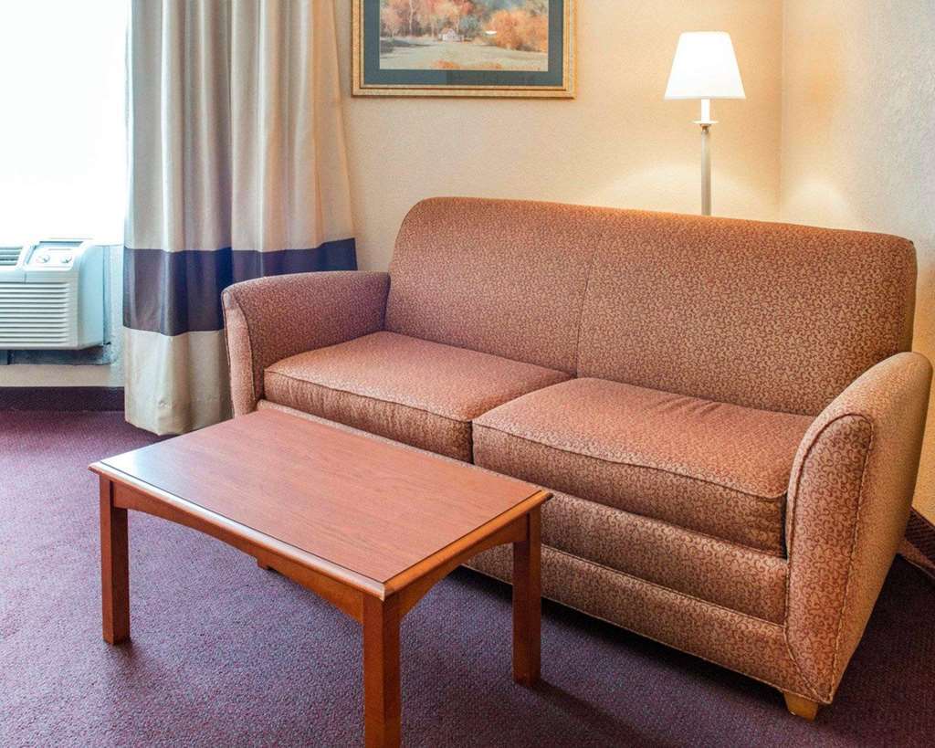 Quality Inn & Suites New Castle Zimmer foto