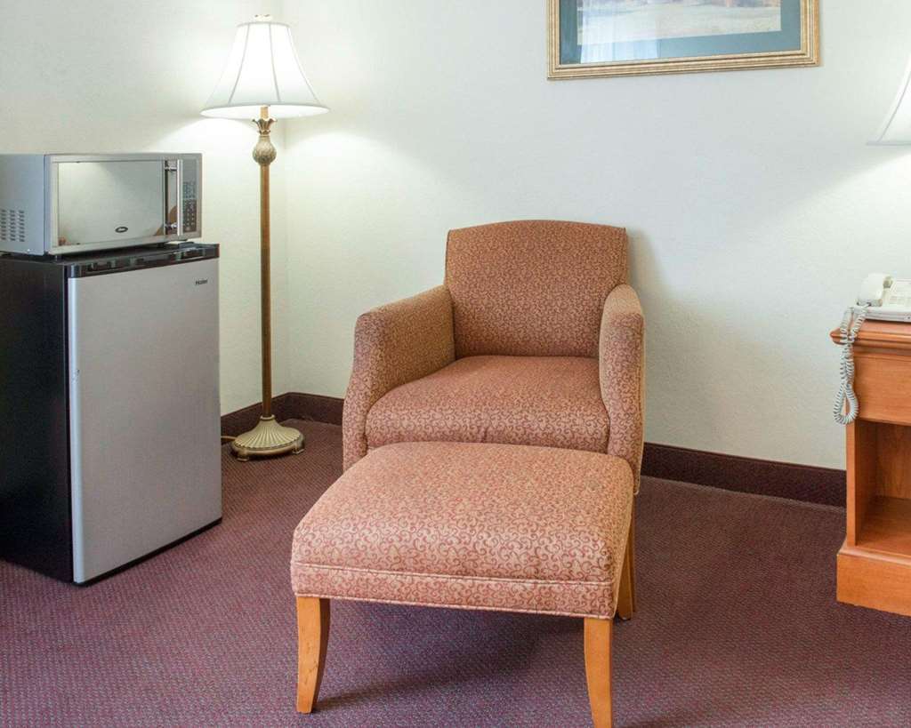 Quality Inn & Suites New Castle Zimmer foto